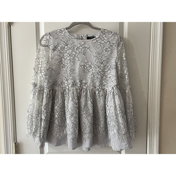 Lumie Black & White Lace Top Size S Bell Sleeves Striped Underlay Babydoll - Picture 2 of 9
